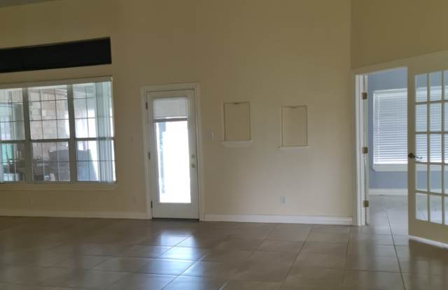 273 North Stookey Road Gallery 3