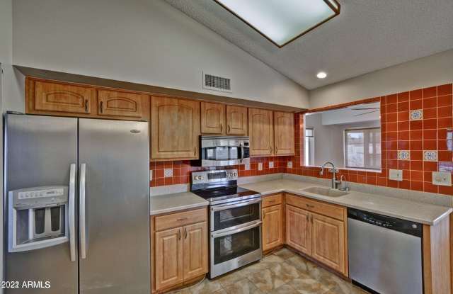 14214 W YOSEMITE Drive photos photos
