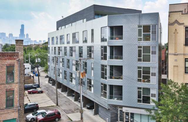 Wicker Park Lofts- 1515 W. Haddon Ave photos photos