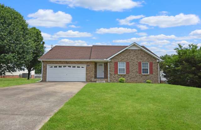 Pet Friendly Three Bedroom with Bonus! - 3723 Heather Drive, Clarksville, TN 37042 Pet Friendly Three Bedroom with Bonus! - 3723 Heather Drive, Clarksville, TN 37042