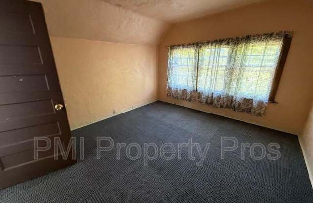 3601 W Highland Blvd photos photos
