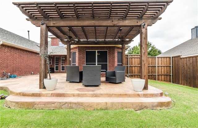 1166 Resaca Drive Gallery 2