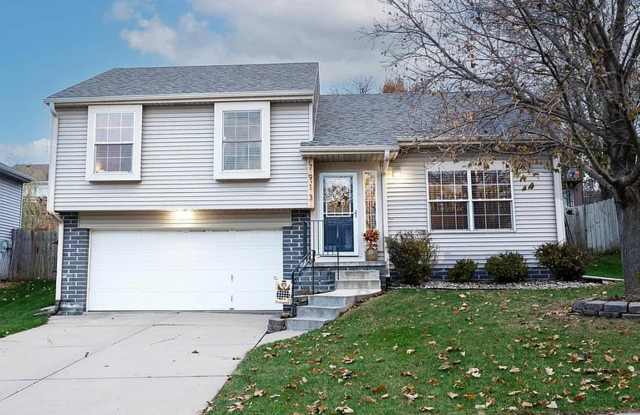 7913 Bauman Ave, Omaha, NE 68122 - 7913 Bauman Avenue, Omaha, NE 68122