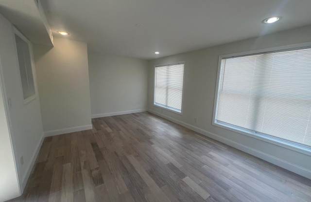 1324 H ST NE #2 Gallery 4