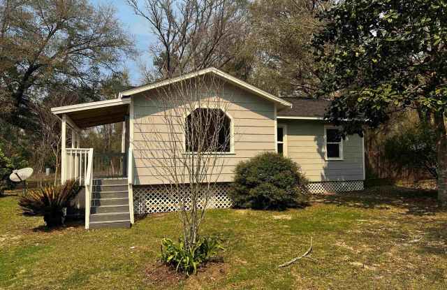 8128 Ida Road - 8128 Ida Road, Leon County, FL 32304 8128 Ida Road - 8128 Ida Road, Leon County, FL 32304