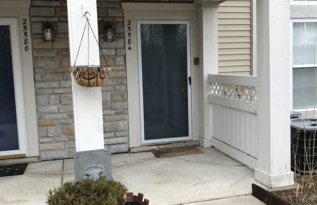 25584 Sun Sail Ct - 25584 Sun Sail Road, Macomb County, MI 48045