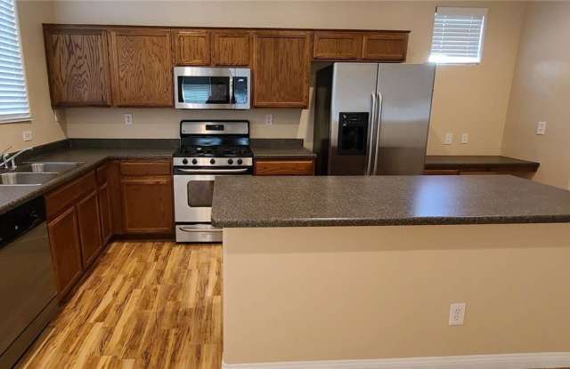 6728 Firewood Drive Gallery 4