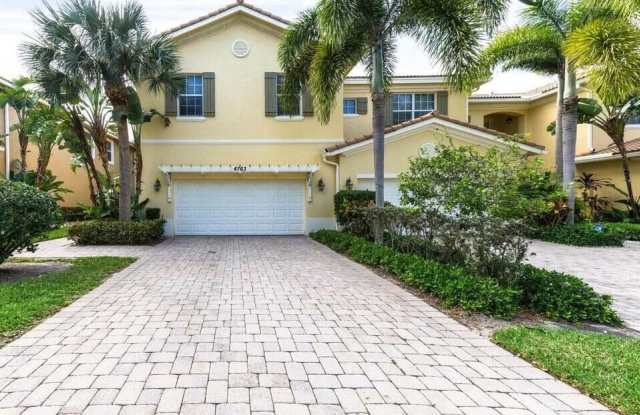 4763 Cadiz Circle Gallery 2