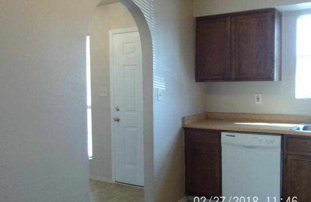 WESTERN HILLS!! Gallery 4