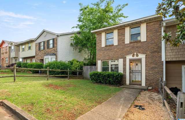 2435 HAMPSHIRE DRIVE photos photos