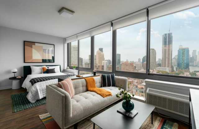 235 Grand Gallery 2