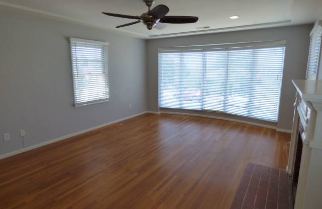 4861 Austin Drive Gallery 3
