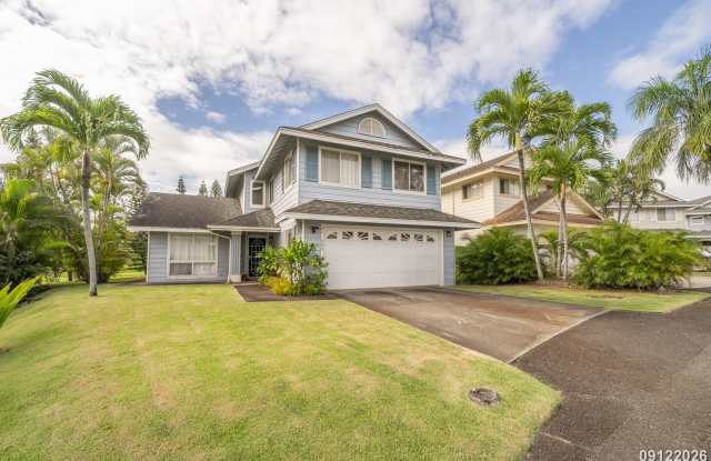 FULLY FURNISHED 4BR/2.5BA/2-CAR GARAGE/GOLF COURSE LOCATION IN WAIKELE Gallery 3