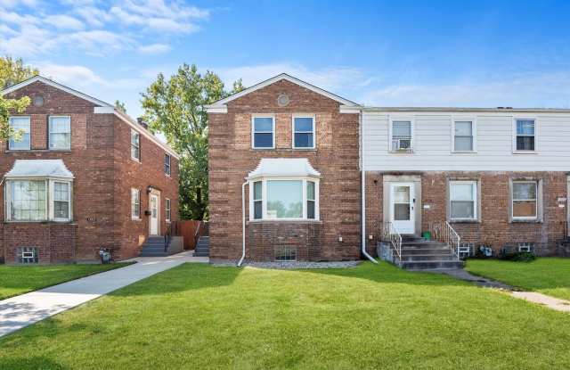 1380 Wentworth Avenue photos photos