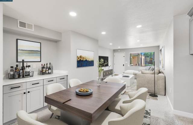 Comfortable updated 2 bedroom near Concord Bart photos photos