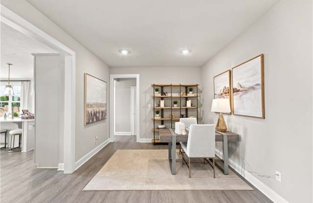 110 Hollow Oak Dr Gallery 3