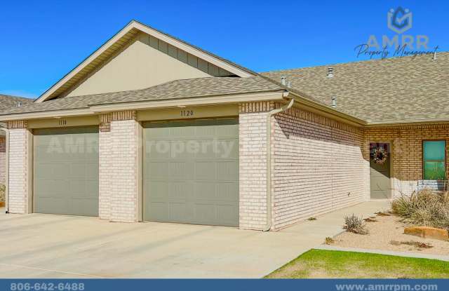 Rare 2 Bedroom Townhome in Wolfforth! photos photos
