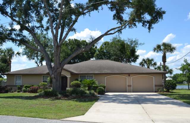 Lake Weir - Bird Island Rental - 5/3/2 Water Front Living at it's Best! **Available Soon** photos photos