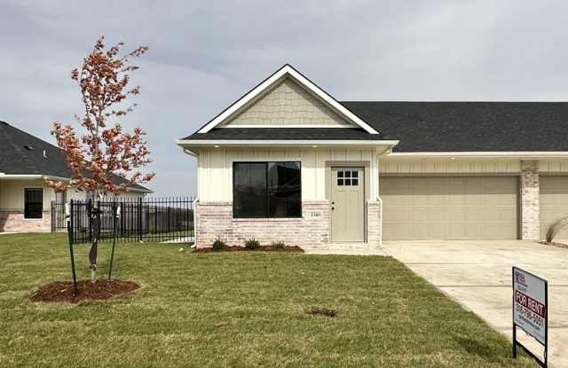 *Beautiful New Duplexes in Goddard School District* - MOVE IN SPECIAL 1st MONTH FREE !!! - 2349 East Spring Hill Drive, Goddard, KS 67052