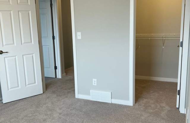 3 Bed 2.5 Bath Single Family Home photos photos