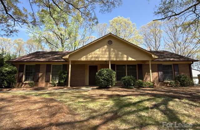 906 McLaughlin Drive - 906 McLaughlin Drive, Charlotte, NC 28212 906 McLaughlin Drive - 906 McLaughlin Drive, Charlotte, NC 28212