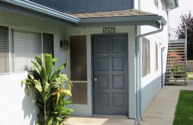 FOR LEASE – Updated 2-Bedroom Villa Ventura Townhouse Condo Gallery 3