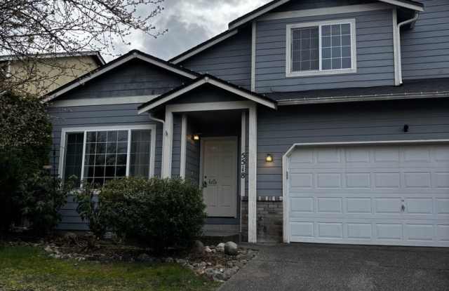 Spacious Spanaway Home photos photos