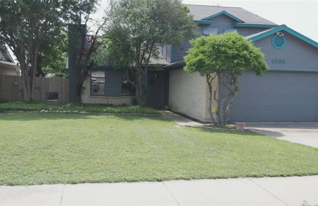 1069 West Hills Terrace - 1069 West Hills Terrace, Saginaw, TX 76179