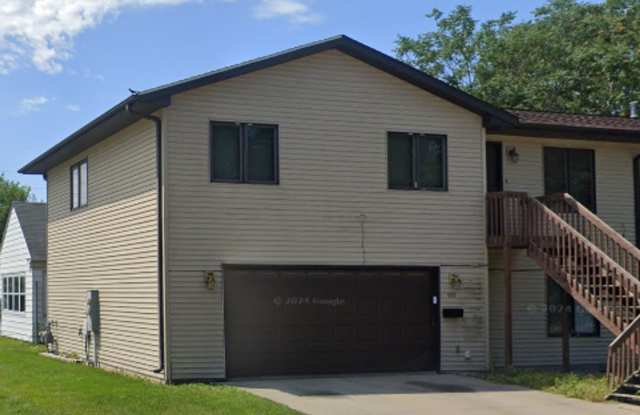 Spacious Duplex close to Campus photos photos