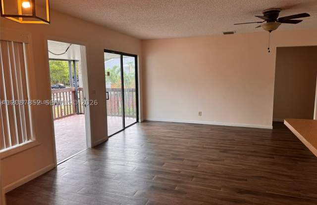 11 Crossings Cir Gallery 1