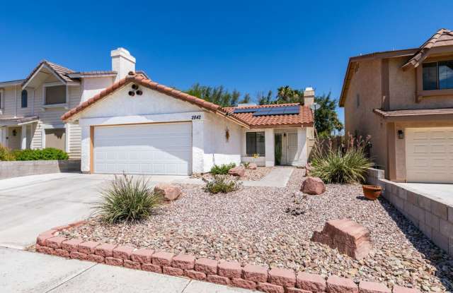 EASTERN AND WINDMILL 3 BEDROOM HOME WITH LARGE BACKYARD, NO HOA, AND SOLAR PANELS photos photos