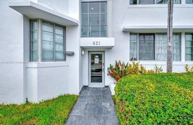 621 11th St - 621 11th Street, Miami Beach, FL 33139