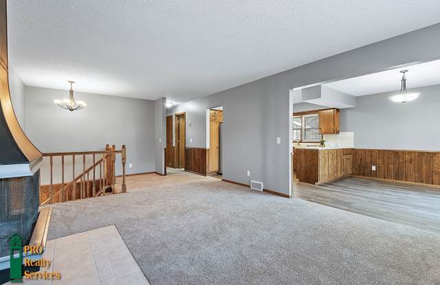 4 Bedroom Home in Brooklyn Center photos photos