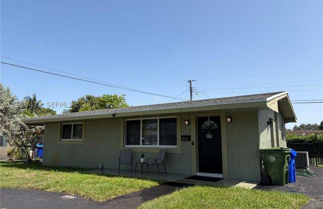 7810 NW 11th Ct Gallery 1
