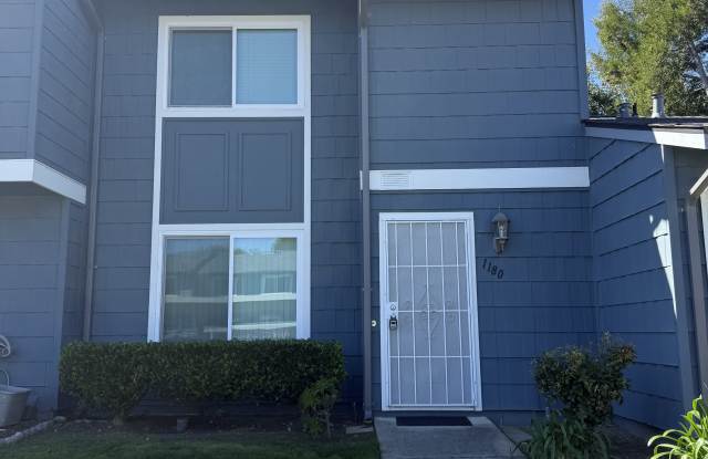 1180 Spring Valley Common photos photos