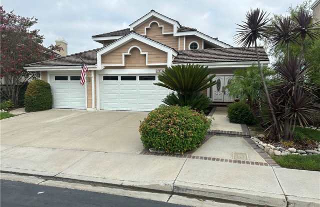 28681 Walnut Grove - 28681 Walnut Grove, Mission Viejo, CA 92692