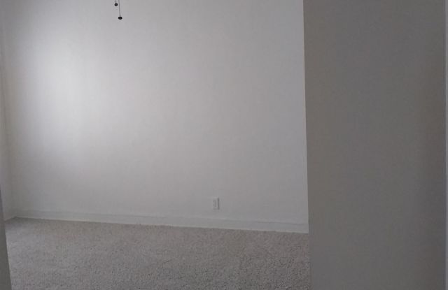 228 S Tower Dr Gallery 3