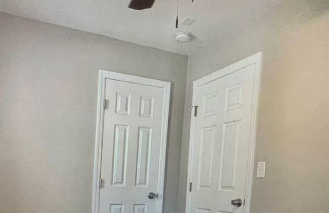 Beautiful 2 Bedroom Home East Lake area - 825 80th Street South, Birmingham, AL 35206