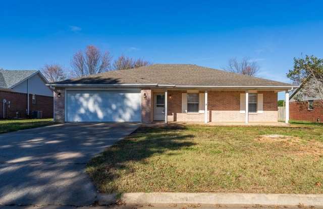 1303  SE 22nd  ST - 1303 Southeast 22nd Street, Bentonville, AR 72712