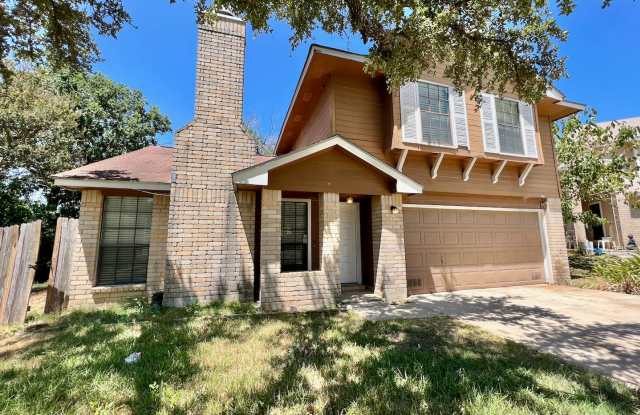 Spacious 3-Bed 2.5-Bath on Northeast Side (inside 1604) 18-Month LEASE SPECIAL! photos photos