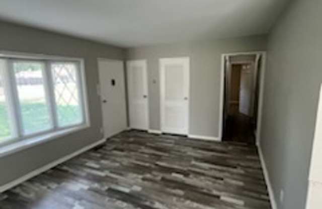 3BR/1BA House with Garage- Coming Soon! Gallery 4