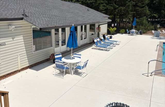 REMODELED NW RALEIGH 3 BEDROOM CONDO IN MARTINIQUE--SWIMMING POOL- UPDATED PRIMARY BATHROOM Gallery 4