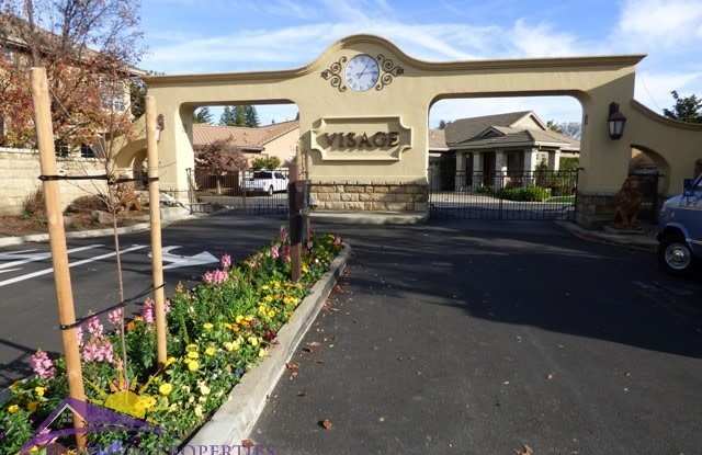 Modern Three-story 5 Bed 3.5 Bath 2,601 sqft Fair Oaks Home - 8936 Visage Circle, Fair Oaks, CA 95628