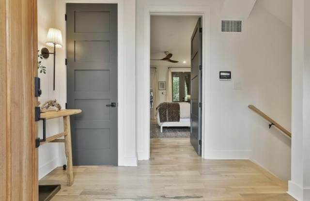 130 Arcadia Avenue Gallery 4