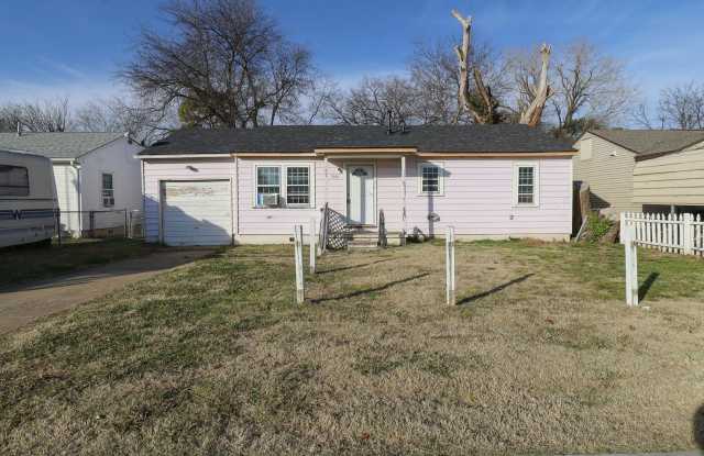 Beautifully Redone 3 Bedroom House! Available for Immediate Move in! photos photos