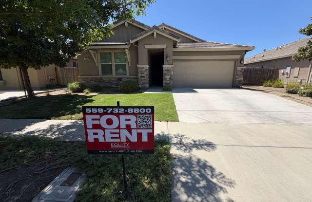 Lovely SE Tulare available now! photos photos Lovely SE Tulare available now! photos photos
