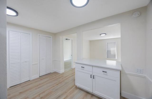 2753 53rd Avenue North - C Gallery 4