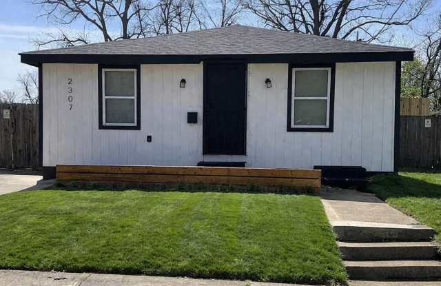 2307 Marble Avenue photos photos