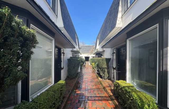 1103-B West 6th Avenue photos photos