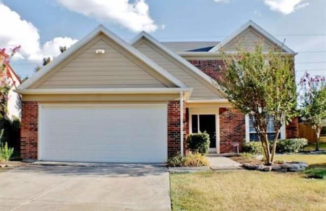411 Merritt Street - 411 Merritt Street, Grand Prairie, TX 75052